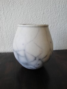 Vase raku nu en grès poli